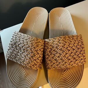 Stylish Tan Woven Women's Sandals